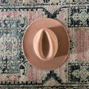 Lack of Color The Fleur